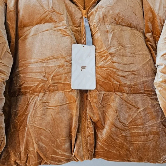 Fabletics Wander Velour Cropped Puffer Women's Jacket In Light Honey Size Small. - Picture 10 of 16